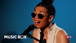Rising singer-songwriter Brooke Combe dazzles in new Music Box session