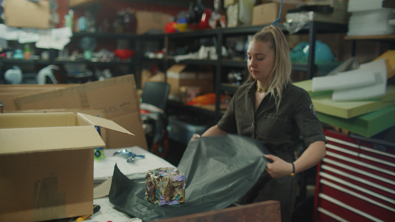 Blowfish Glass thumbnaill