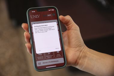 An alert that Nevada had been rocked by a 5.9 magnitude earthquake early Thursday sent phones buzzing briefly before the U.S. Geological Survey quickly deleted the warning ...