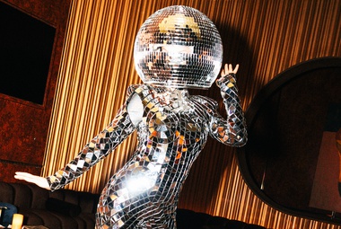 The new Monday Night Fever party draws inspiration from the room’s new design, a fusion of old-school glam and modern opulence.