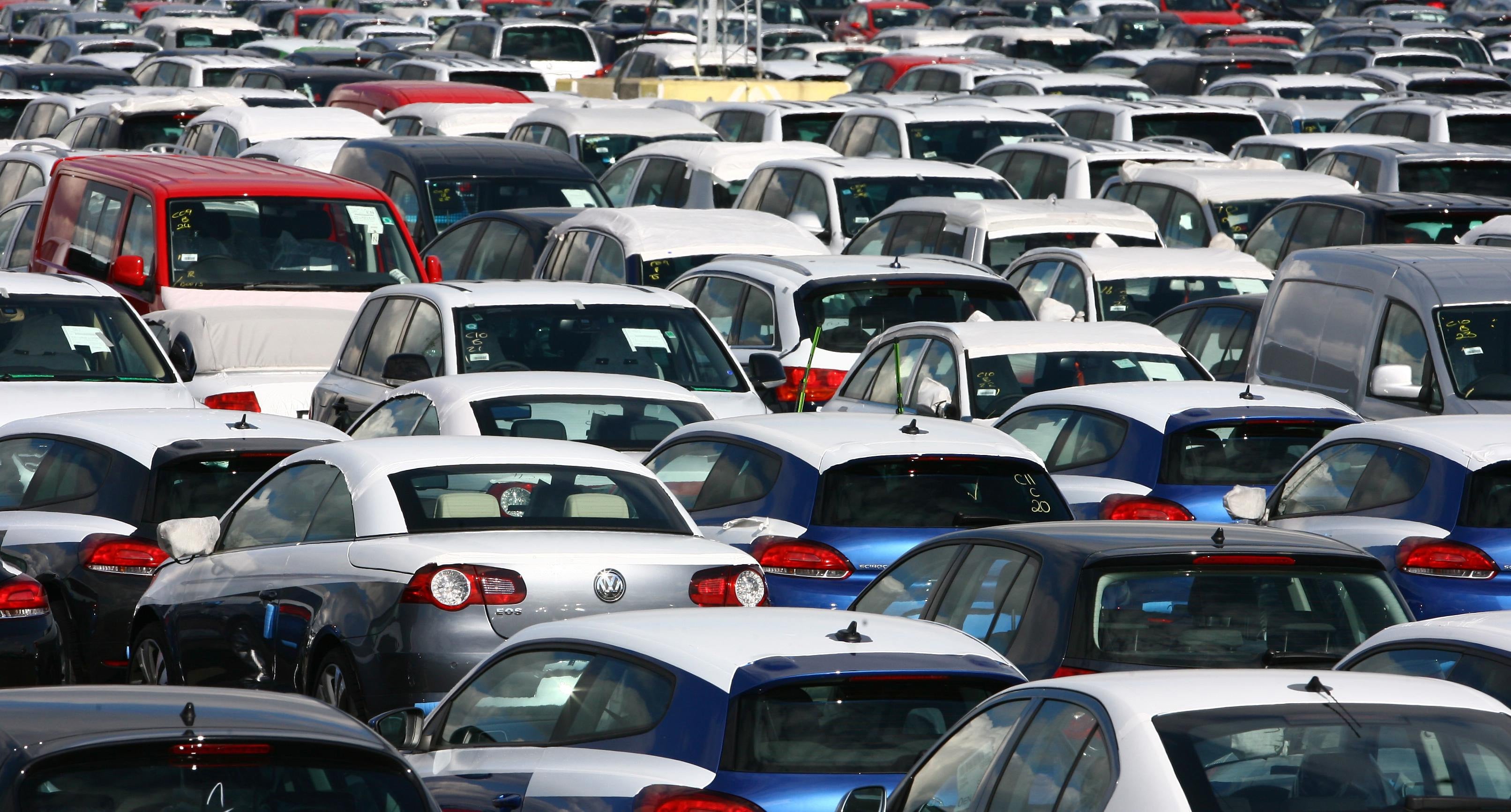 Motorists beware: Being car-dependent might not be the key to happiness