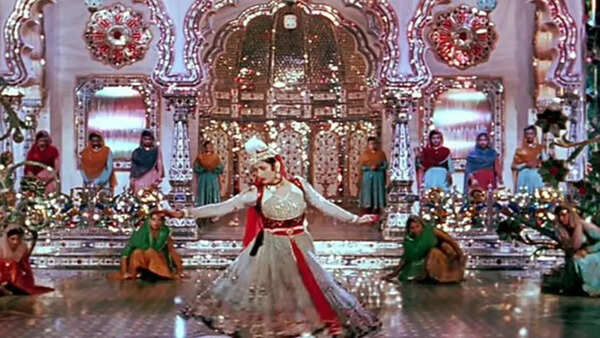 'Mughal-e-Azam', 'Devdas', 'Jodhaa Akbar', 'Padmaavat': Step into Bollywood films that built their own breathtaking cinematic worlds
