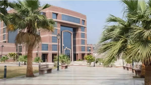 Saudi Arabia: Taibah University suspends in-person classes across Madinah region