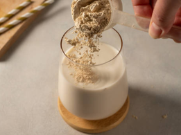 Plant-based protein powder you can make at home (no additives!)