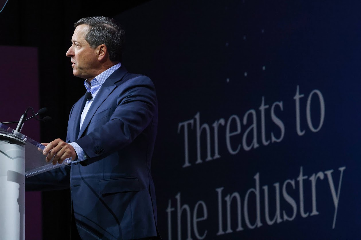 American Gaming Association CEO Bill Miller speaks to a crowd.