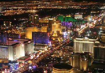 Image for story: SUNDAY FORECAST: Sunny with highs reaching 65 degrees, clear skies continue into the night