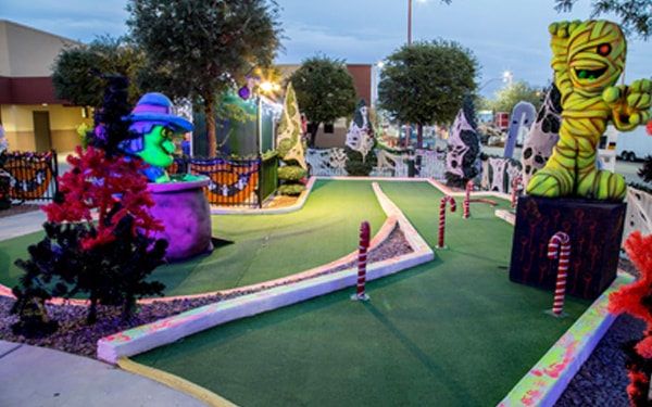 bg-attraction-minigolf
