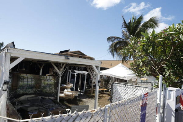 Ewa Beach care home fire leaves 2 dead, 1 seriously injured